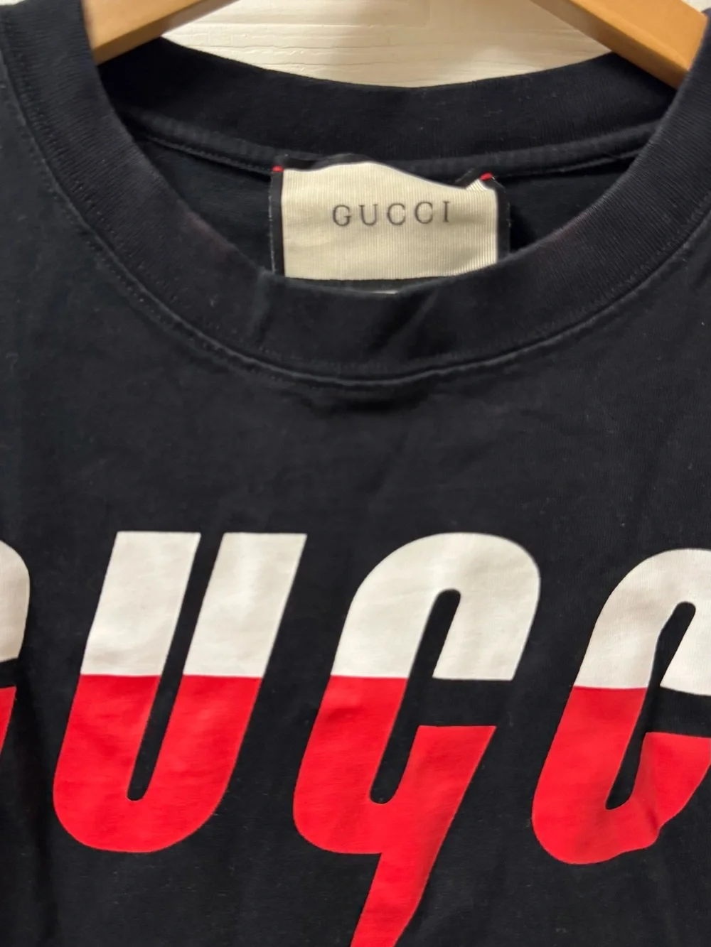 Gucci Black Short-Sleeve Graphic Logo Tee with Red & White Accents